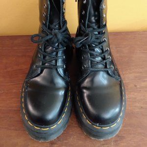 Dr Marten Boots, Jadon Platform